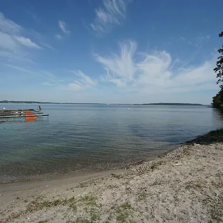 Ferienwohnung Mit Seeblick Und Strand Zislow Exterior photo